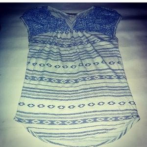 Luckybrand top v cut front white&blue embroidery